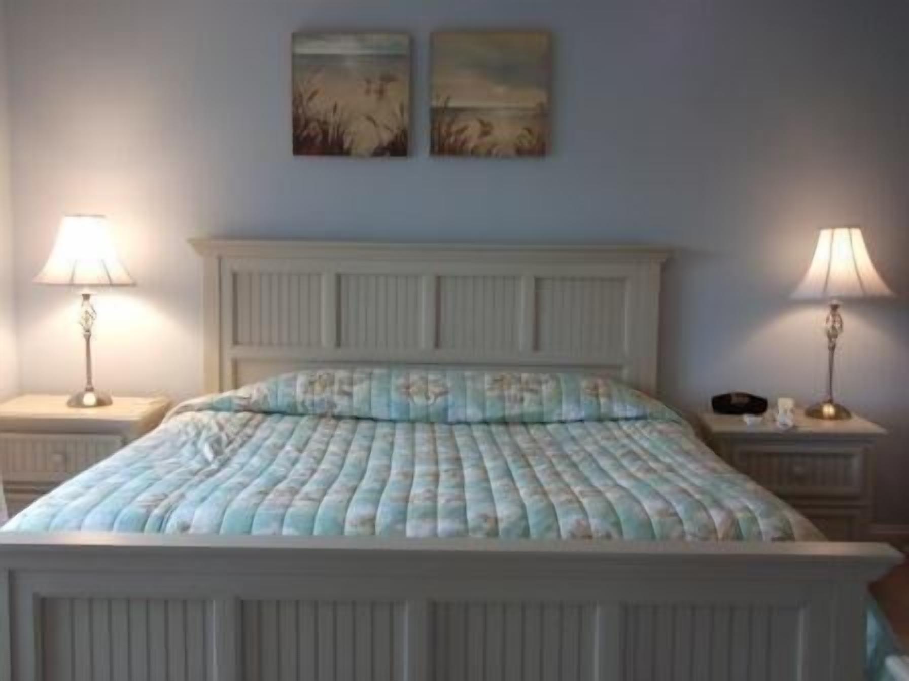 Biệt thự, nhiều giường (332 Edgewater) | 4 phòng ngủ, bàn ủi/dụng cụ ủi quần áo 