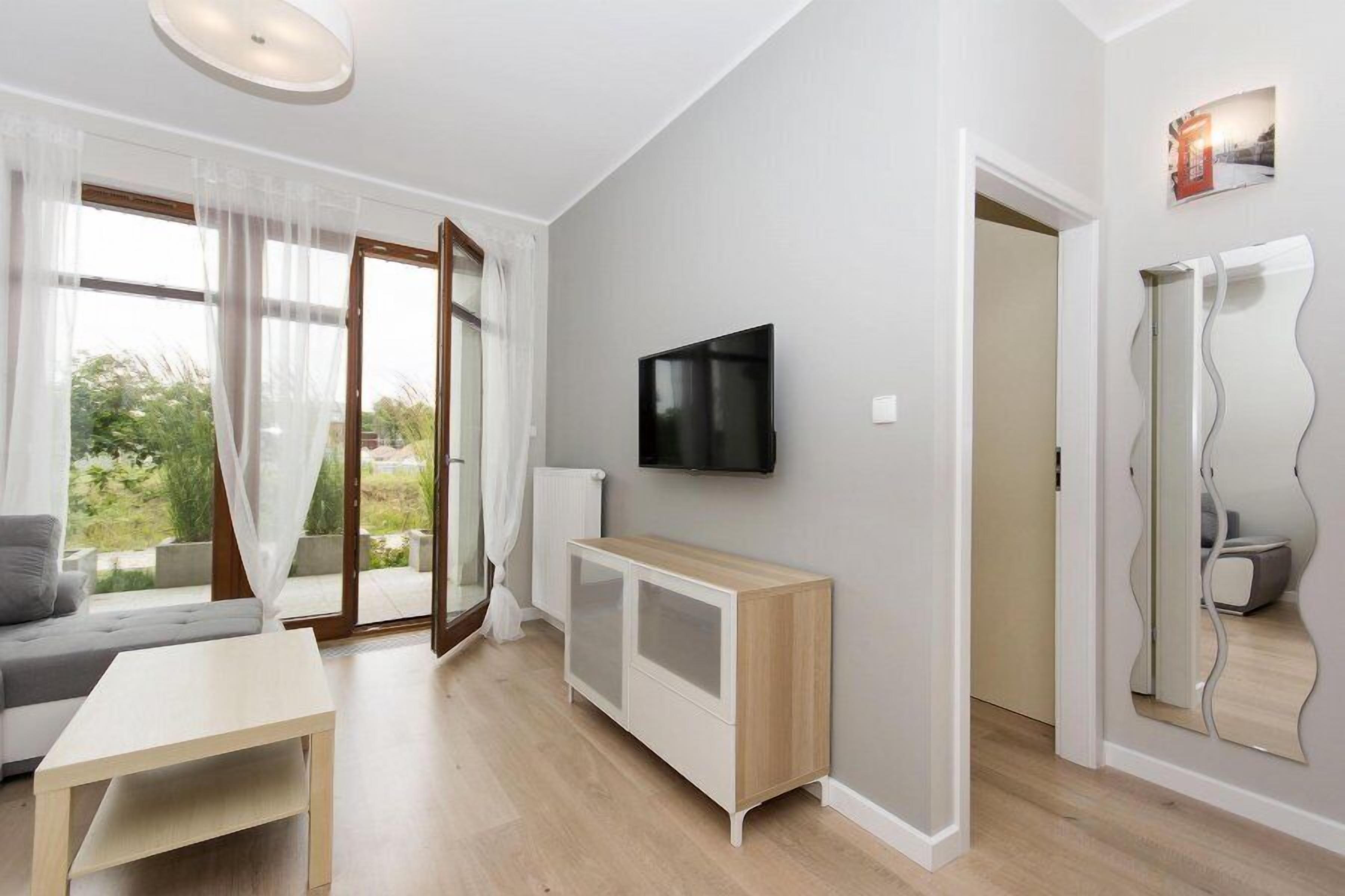 Luxury Apartment, 1 Bedroom, City View | Living area | Flat-screen TV