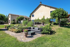Terrace/patio - Domaine Des Ormeaux (Ajat)