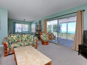 Standard Apartment, 2 Bedrooms | Living room