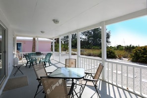 Terrace/patio - Linger Longer Dn (Anna Maria)