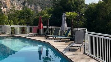 Outdoor pool, pool loungers