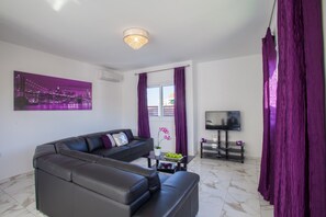 Villa, 3 Bedrooms | Living room - Protaras Golden Dream Villa (Paralimni)