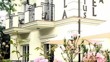 Voorkant van accommodatie