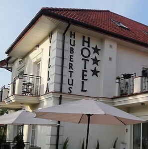 Exterior - Hotel Villa Hubertus Kutno (Kutno)