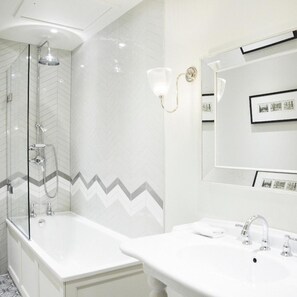 Free toiletries - The Dunstane - No 4 (Edinburgh)