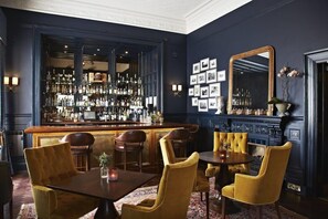 Bar (on property) - The Dunstane - No 4 (Edinburgh)