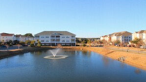 Standard Apartment, 2 Bedrooms | Fountain - 1023 The Havens (North Myrtle Beach)