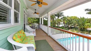 Standard Apartment, 4 Bedrooms | Balcony