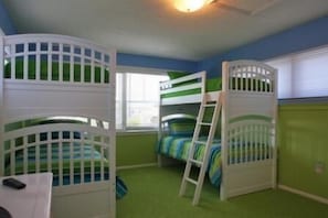 Apartamento estándar, 3 habitaciones | 3 dormitorios y wifi gratis