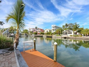 Dock