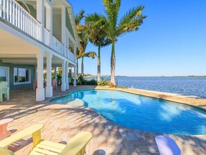 Alberca al aire libre