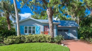 Exterior - Shumard Cottage (Anna Maria)