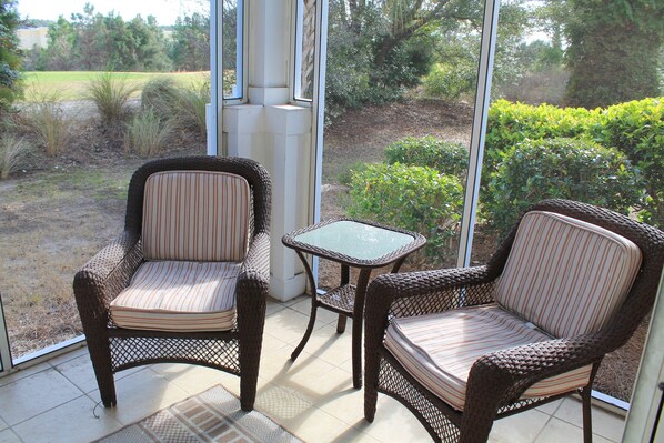 Standard Apartment, 3 Bedrooms | Porch