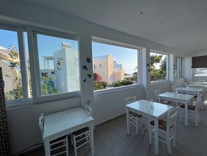 Dagelijks ontbijtbuffet inbegrepen