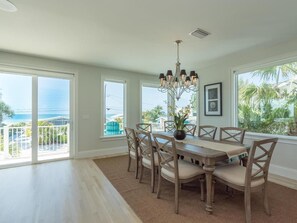 Standard Apartment, 5 Bedrooms | In-room dining - Belle Vue (Holmes Beach)