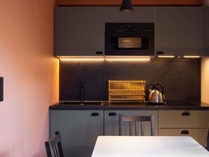 Laptop workspace, blackout curtains, soundproofing - Ibis Styles Les Houches Chamonix (Les Houches)