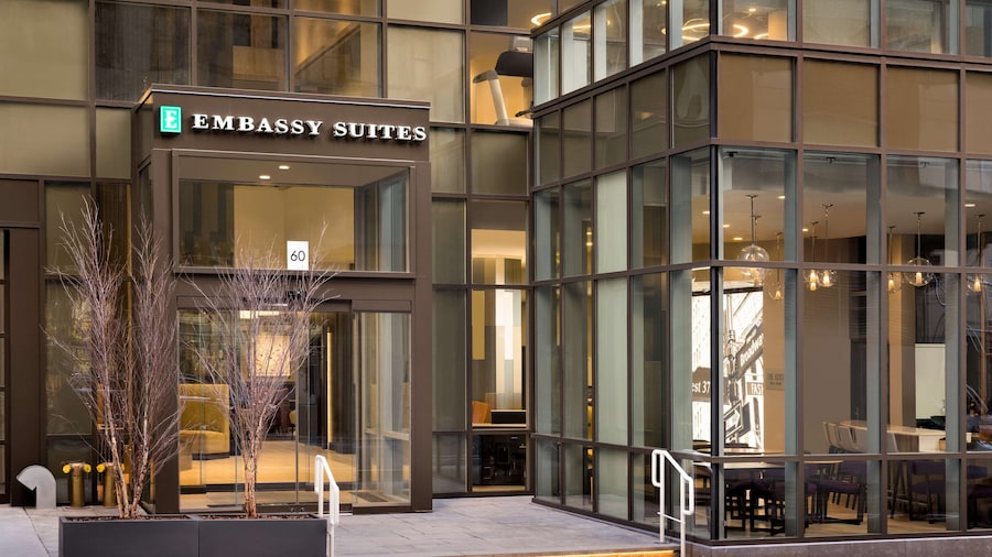 Embassy Suites by Hilton New York Manhattan Times Square