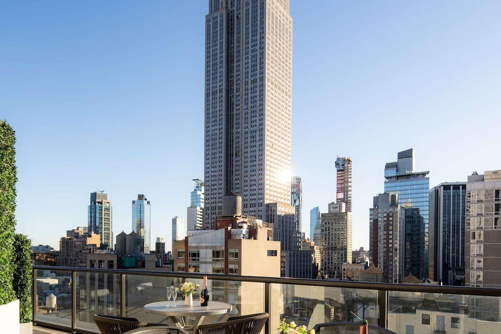 Embassy Suites by Hilton New York Manhattan Times Square