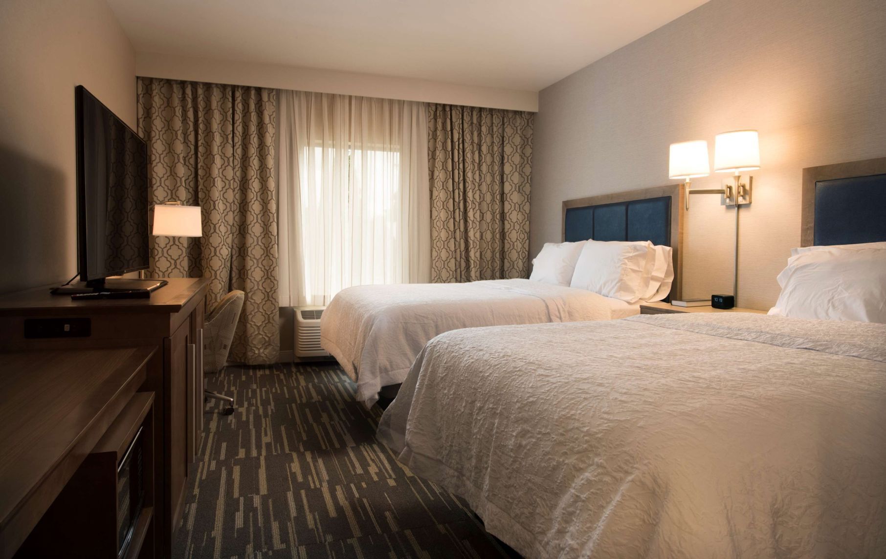 Egyptian cotton sheets, premium bedding, pillowtop beds, in-room safe