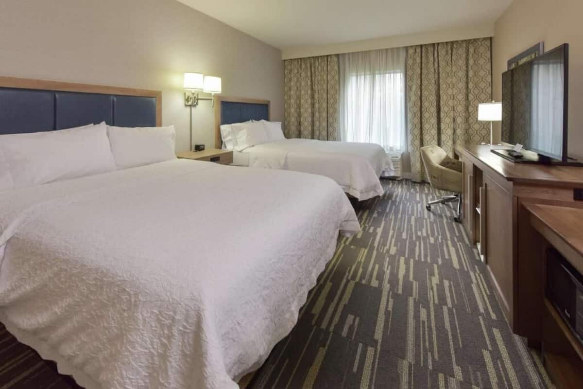 Egyptian cotton sheets, premium bedding, pillowtop beds, in-room safe