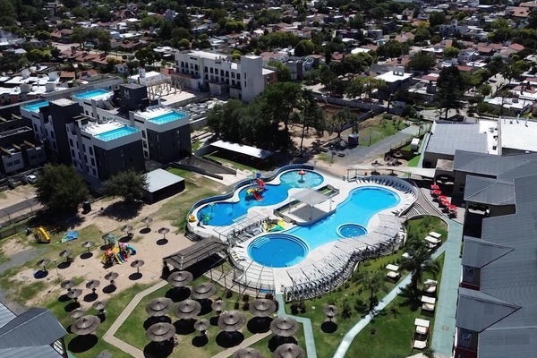 Indoor pool, outdoor pool, sun loungers