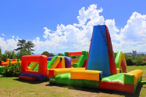 Aire de jeux - extérieure