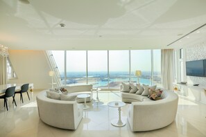 Premium bedding, down duvets, minibar, in-room safe - Mondrian Doha (Doha)