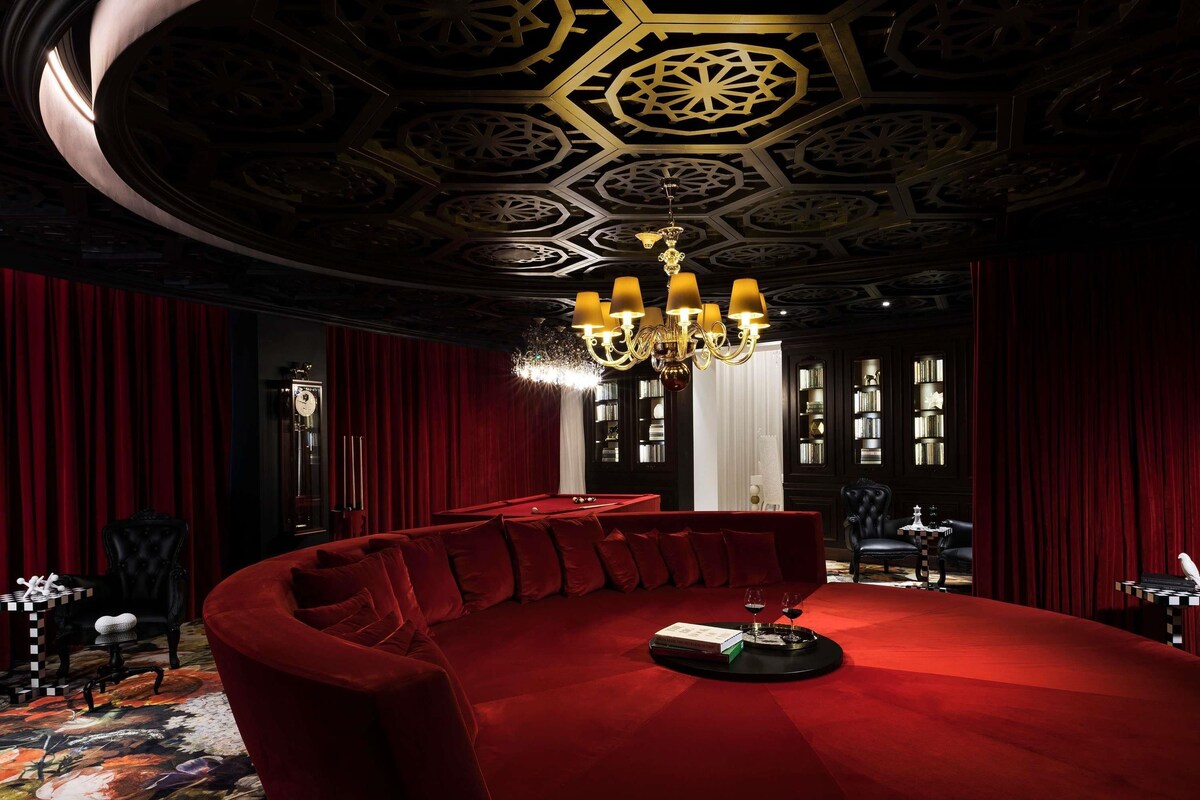 House, 3 Bedrooms (Mondrian Sky, 2 King and 2 Queen Beds) | Premium bedding, down comforters, minibar, in-room safe