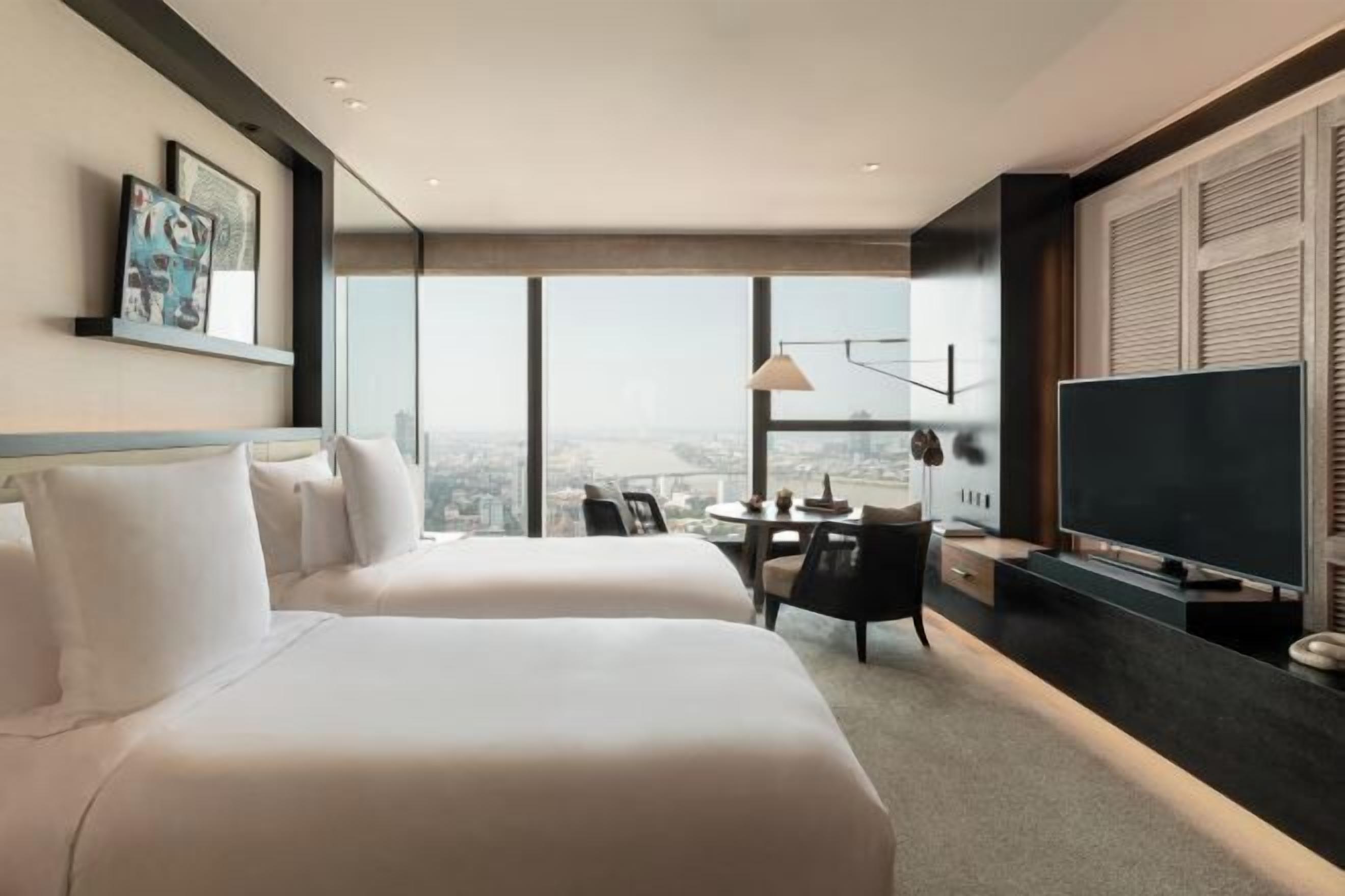 Premium bedding, Select Comfort beds, minibar, in-room safe