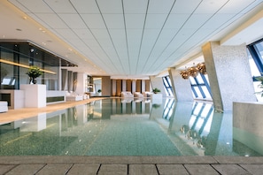 Indoor pool - Rosewood Phnom Penh (Phnom Penh)