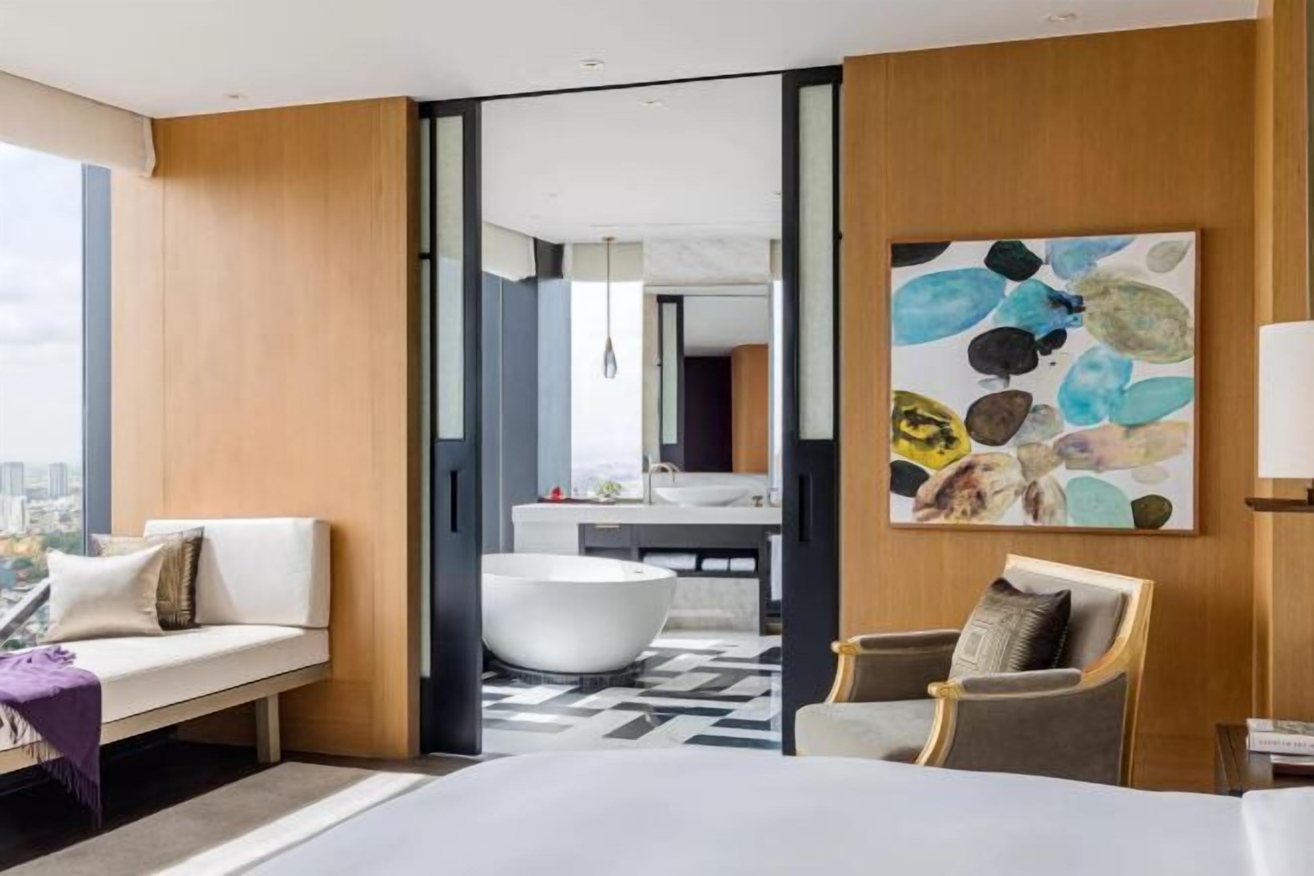 Premium bedding, Select Comfort beds, minibar, in-room safe