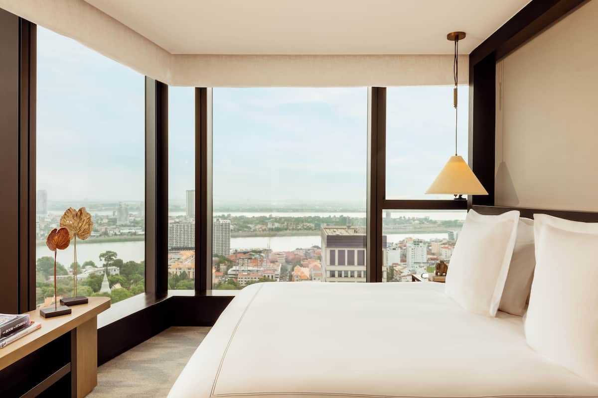 suite (mekong) | 1 bedroom, premium bedding, select comfort beds, minibar