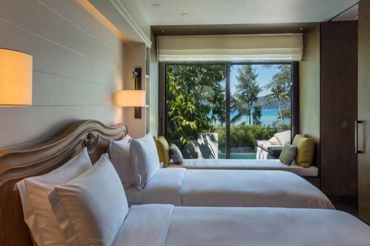 Frette Italian sheets, free minibar items, in-room safe, free WiFi