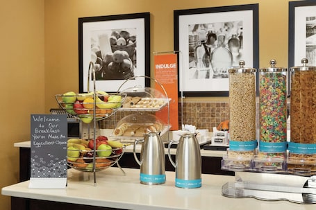 Free daily breakfast. Hampton Inn St. Albans