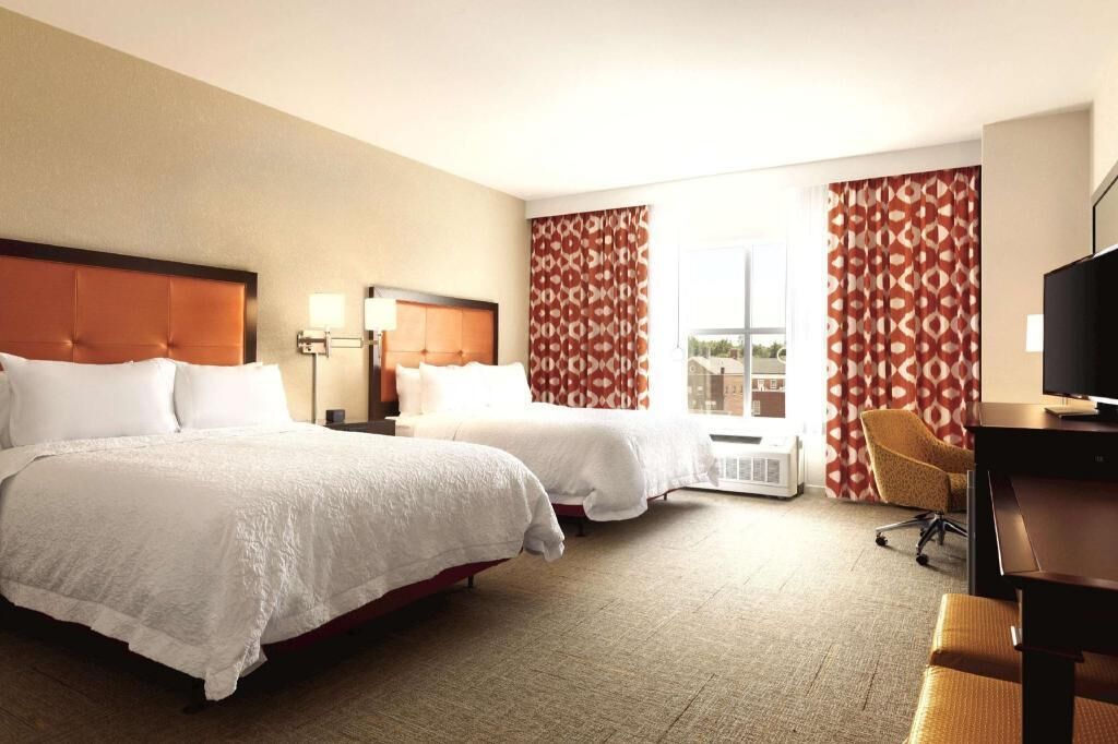 In-room safe, desk, iron/ironing board, free WiFi