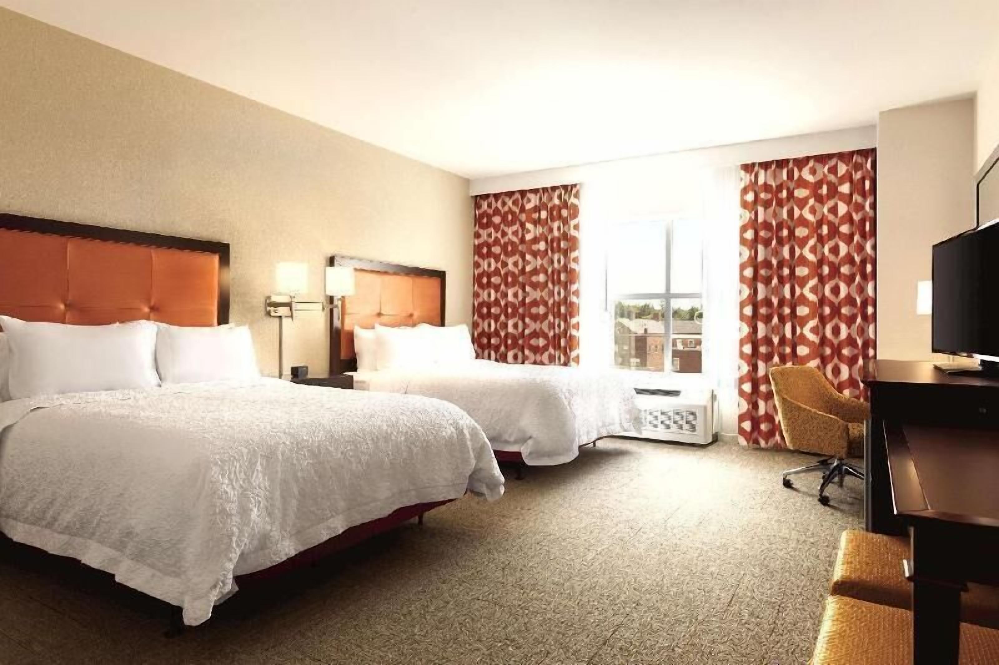 In-room safe, desk, iron/ironing board, free WiFi