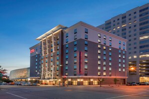 Exterior - Hampton Inn & Suites Tulsa Downtown (Tulsa)