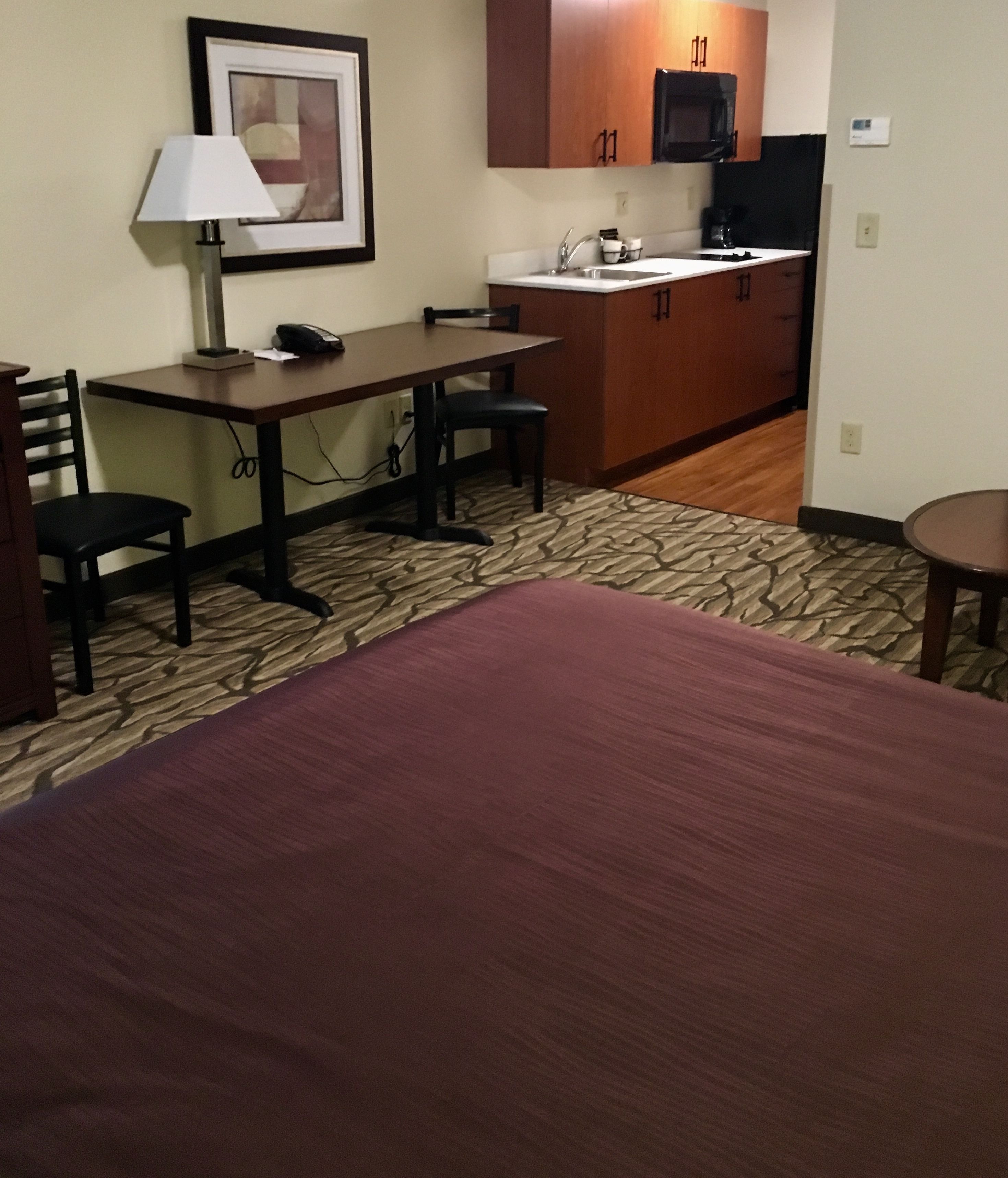 in-room dining