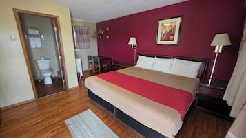 Ropa de cama de alta calidad, escritorio y cortinas blackout