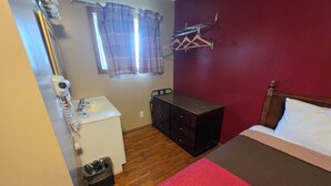 Standard Room, 2 Double Beds | Living area | Smart TV - Eastwood Inn Of Wadena (Wadena)