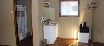 Eastwood Inn Of Wadena