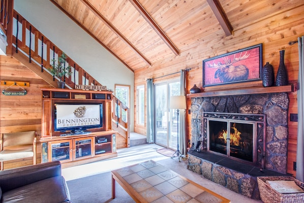 Family Apartment, 3 Bedrooms | Living area