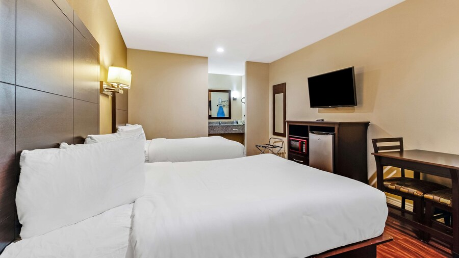 Americas Best Value Inn Houston at FM 529