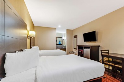 Americas Best Value Inn Houston at FM 529
