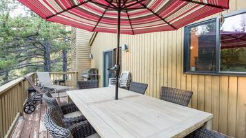 Family Apartment, 3 Bedrooms | Terrace/patio