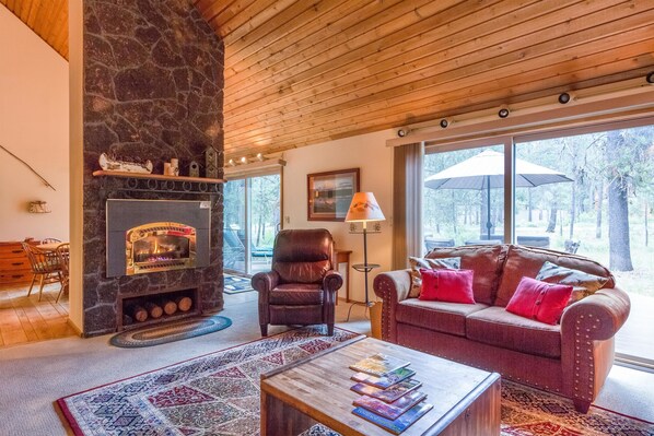 Familjelägenhet - 2 sovrum | Vardagsrum | Dvd-spelare