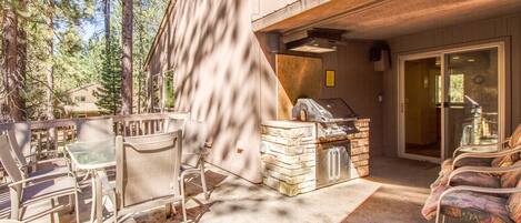 Family Apartment, 4 Bedrooms | Terrace/patio