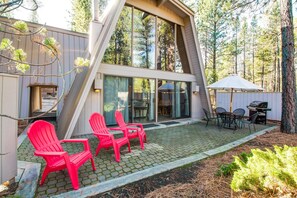 Family Apartment, 4 Bedrooms | BBQ/picnic area - Woodland 1 (Bend)