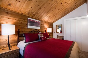 Family Apartment, 2 Bedrooms | 2 bedrooms, free WiFi - Ranch Cabin 17 (Bend)